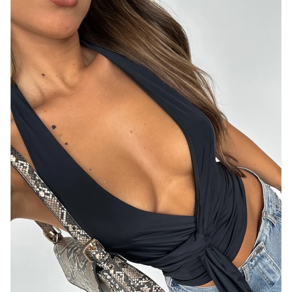WHITEFOX Thoughts of You Top Black